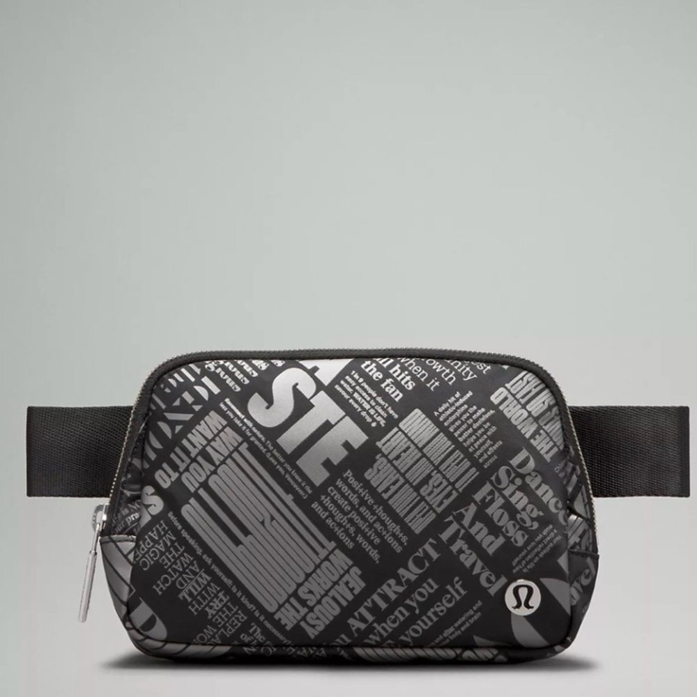 NWT Lululemon Everywhere Belt Bag Manifesto